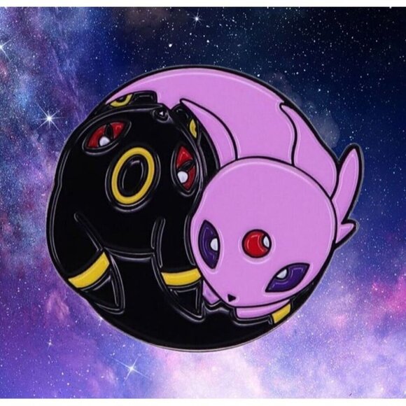 Pokémon Umbreon and Espeon Yin Yang Enamel Pin - Elegant Collectible - Picture 1 of 4